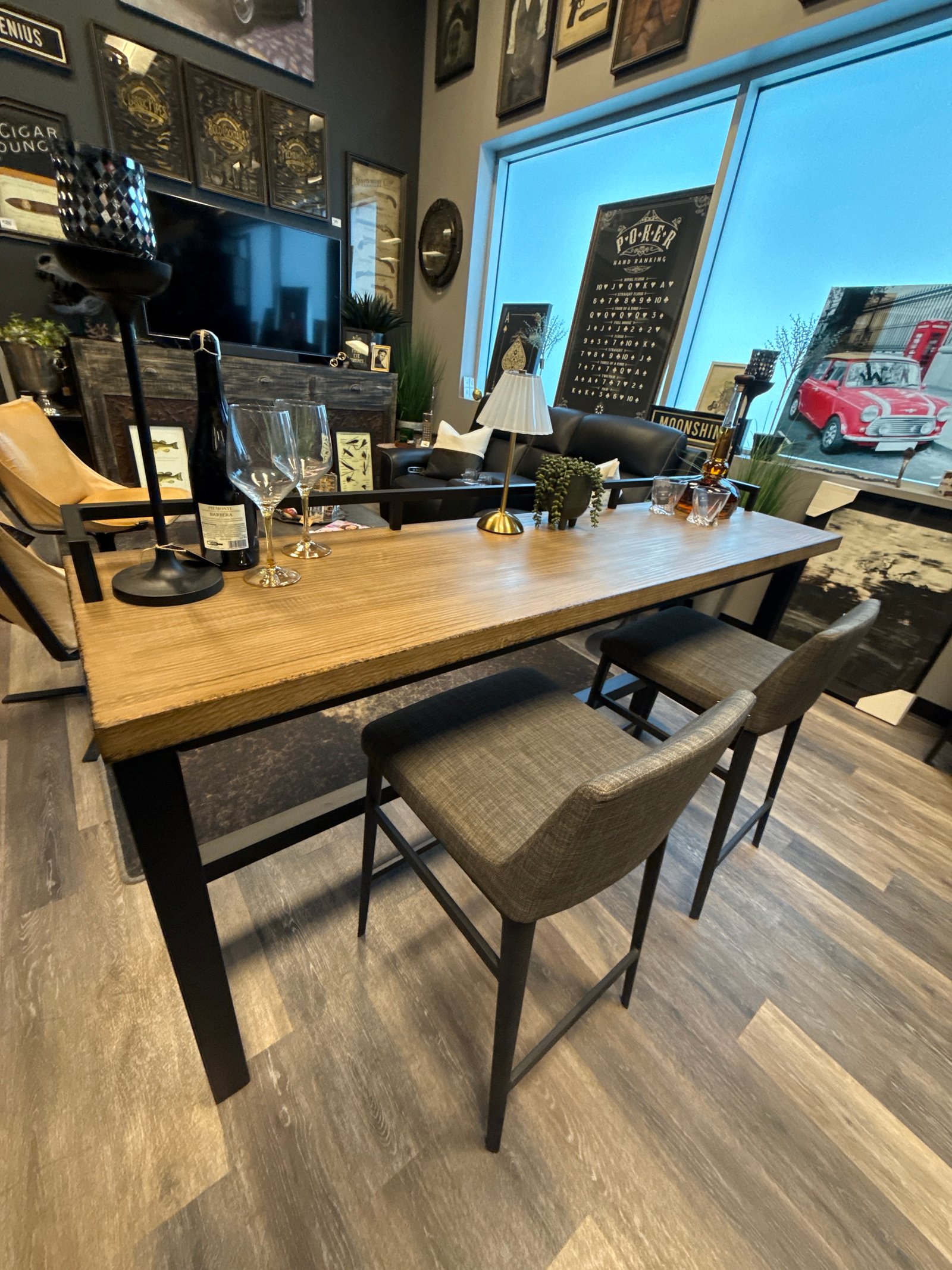 Bar or counter table